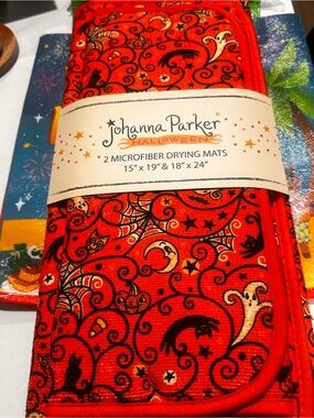 NWT Johanna Parker Halloween 2 Microfiber Drying Mats